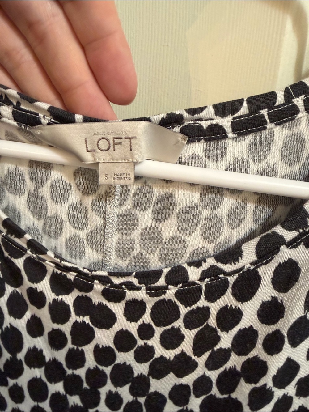 LOFT Animal Print Short-Sleeve Tee | OfficeCore Business Casual Safari Travel |S - Picture 5 of 9